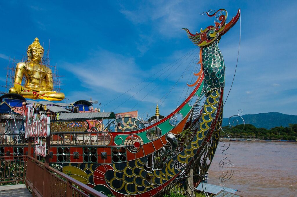 Chiang Rai & The Golden Triangle — Mountain Scenery, Tribal Encounters, and Elephants