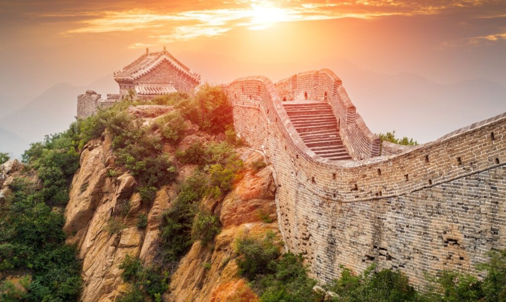 Beijing Emperors, Hutongs, and the Great Wall in Peace