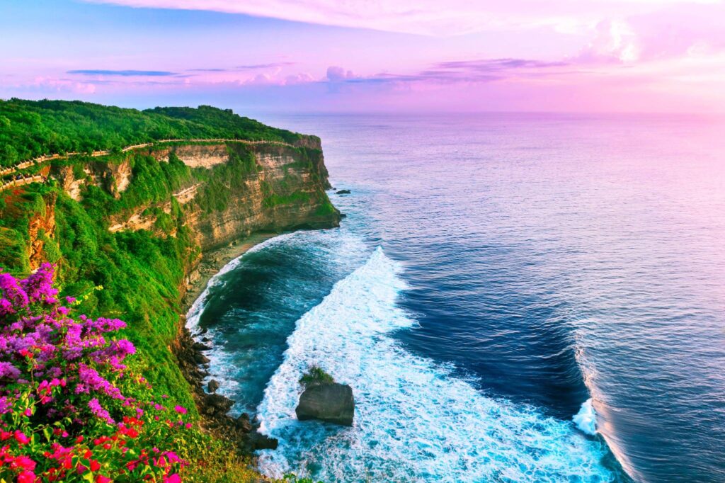 Bali & Australia Honeymoon Uluwatu, Ubud, Outback and Reef (15 Nights)